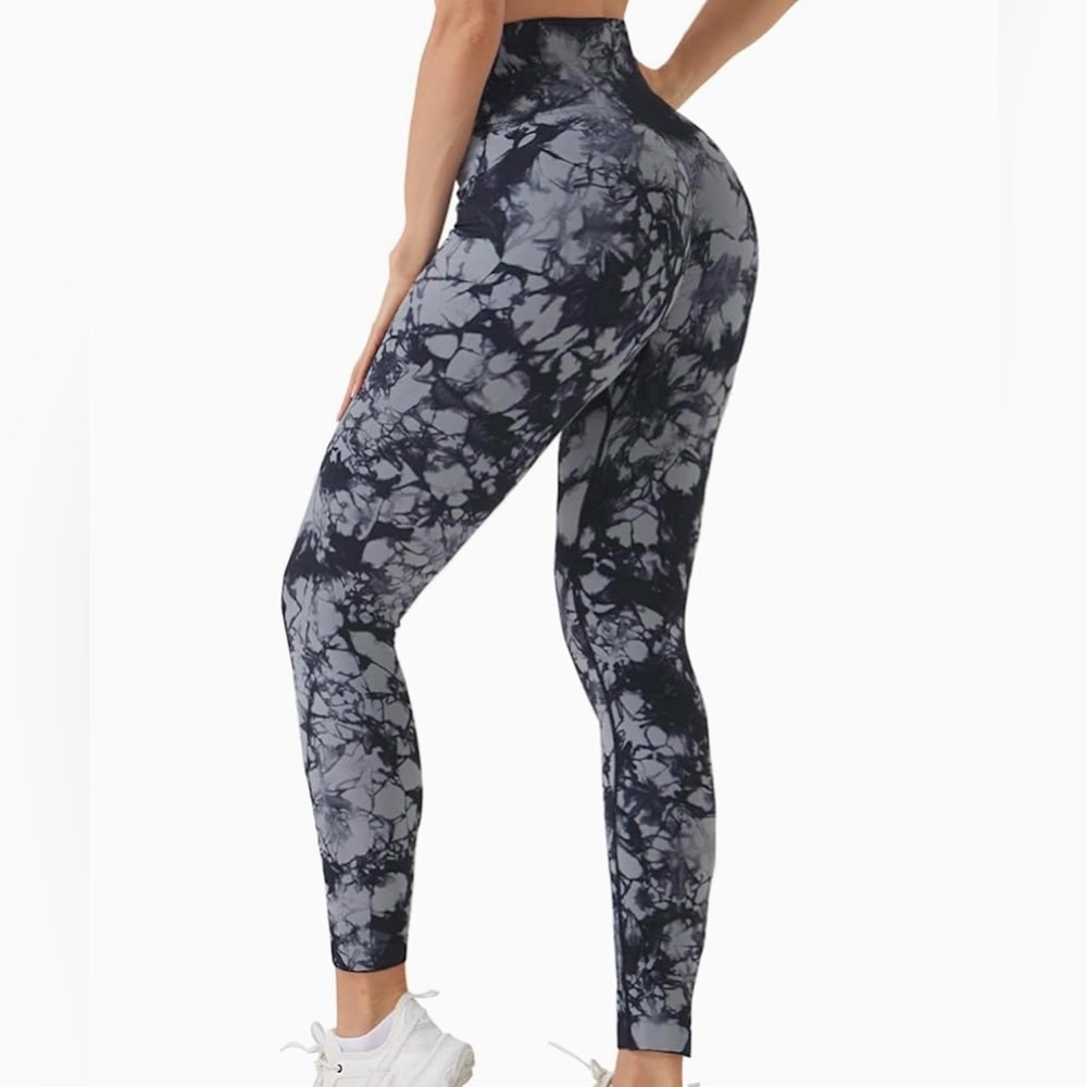 * NEW * High Waist Tummy Covering Butt Lift Tie Dye Leggings Size L